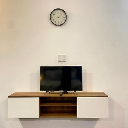 Апартаменты Start House Cohousing Walk 5 Minutes To The Airport Хошимин Экстерьер фото
